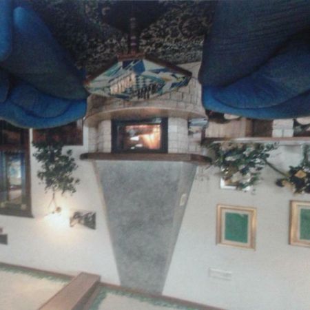 Hotel Cristallo Cerreto Laghi Kültér fotó