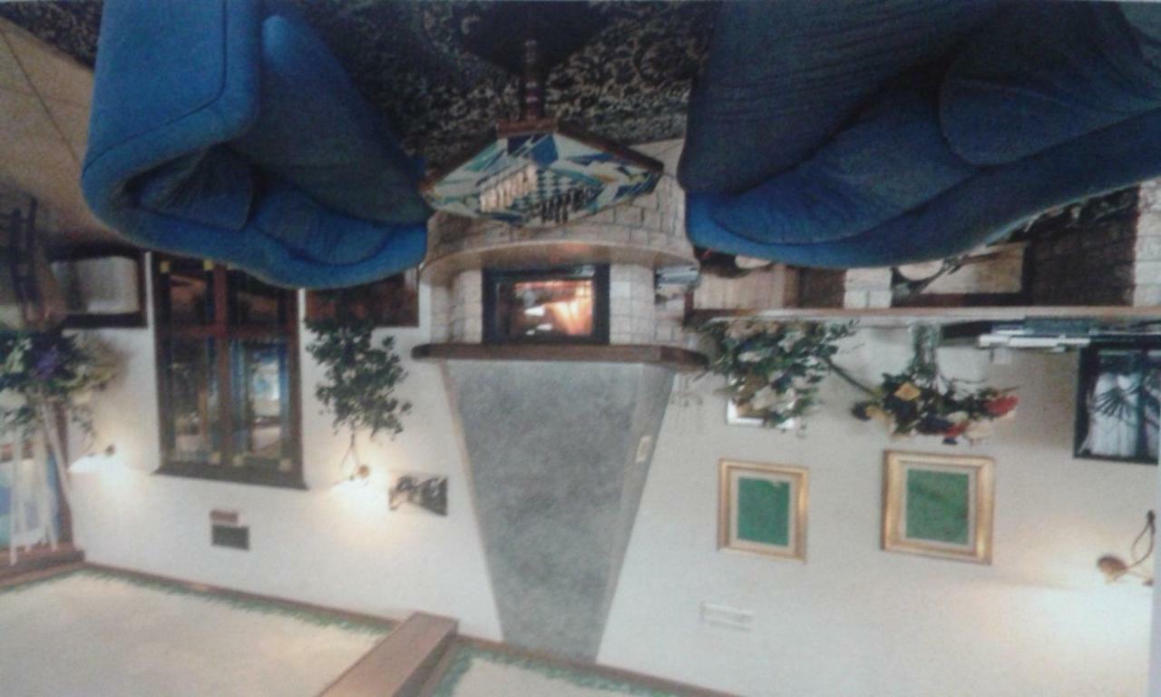 Hotel Cristallo Cerreto Laghi Kültér fotó