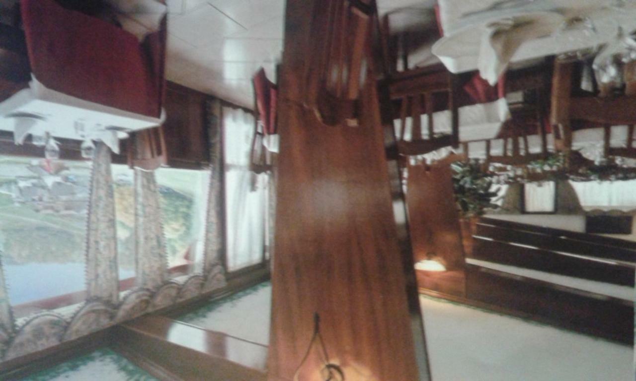 Hotel Cristallo Cerreto Laghi Kültér fotó